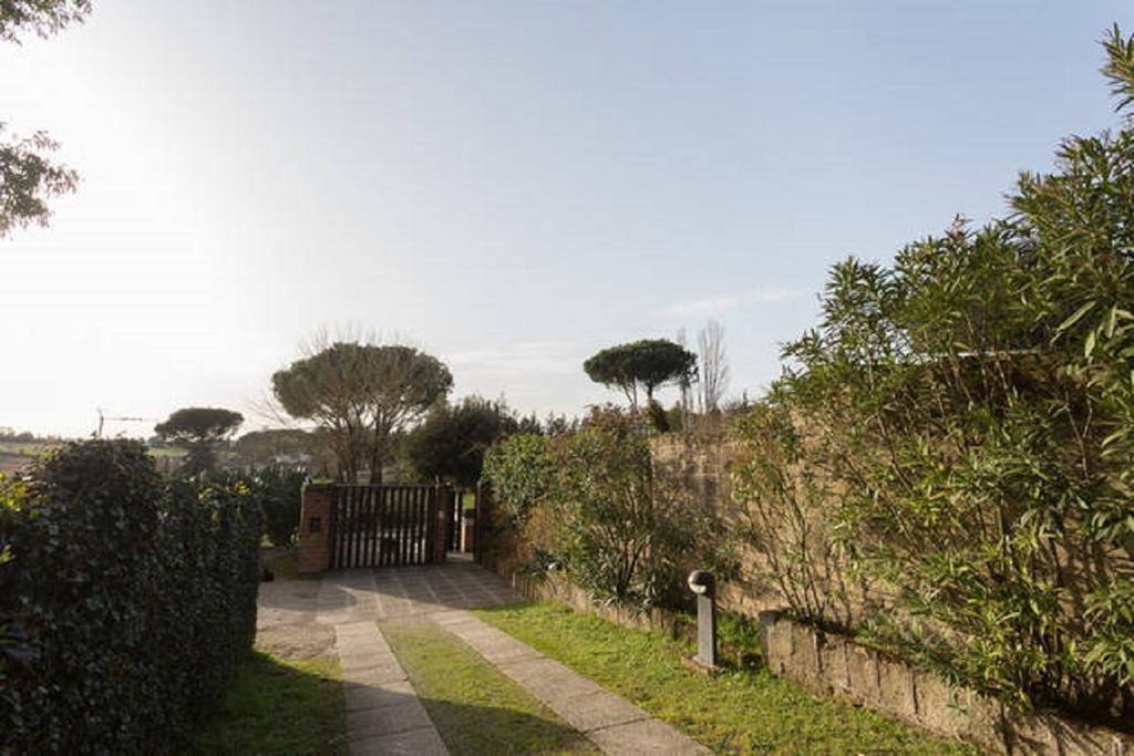 Apartment Countryside Near S. Andrea Hospital *